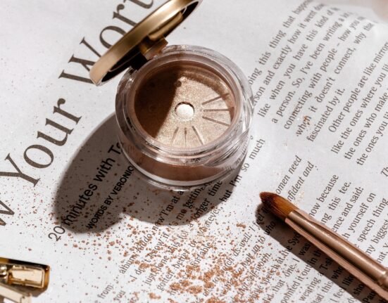 eyeliner g8376a3340 1280