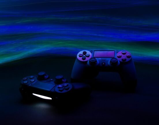 game console gd2758b43f 1280