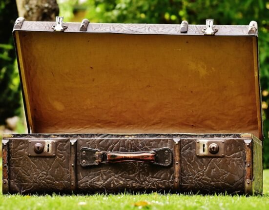 suitcase g7cffba256 1280