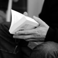 book g6105737b2 1280