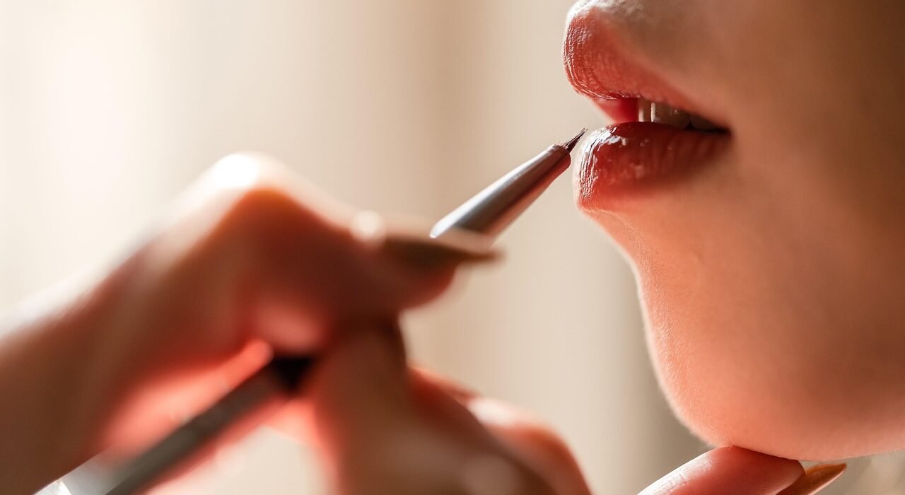 makeup gccf4bbbe4 1280